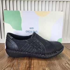 Earth Orgins Tamara Teri Womens Sz 6 M Black Leather Slip On Comfort City Shoes